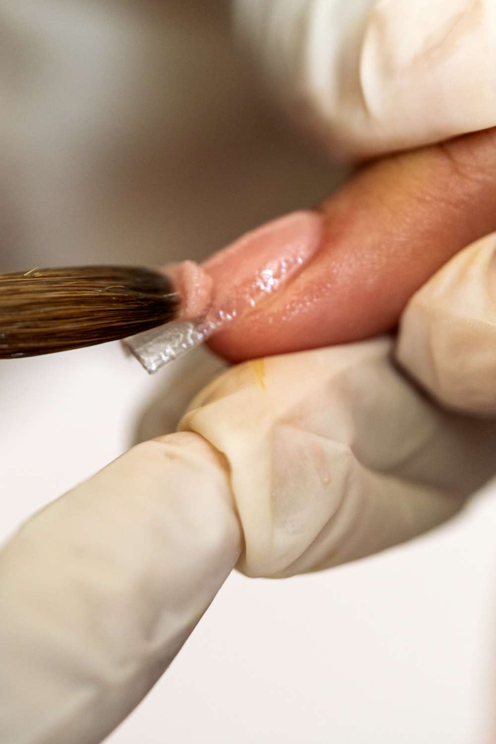 how-to-design-simple- acrylic-nail