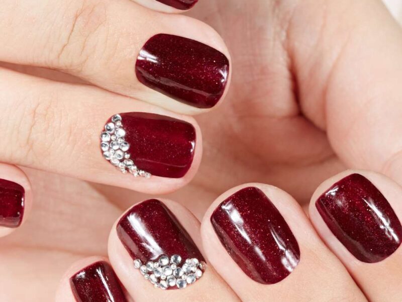 Super cute short nails design that looks fashionable