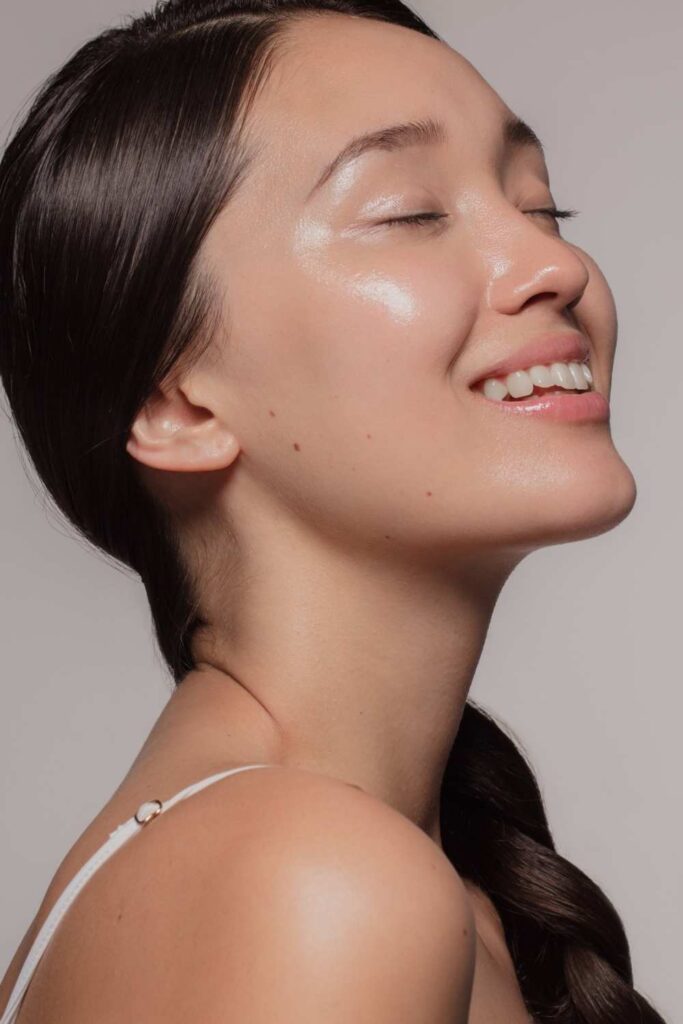 A well prep skin ready for foundation application.