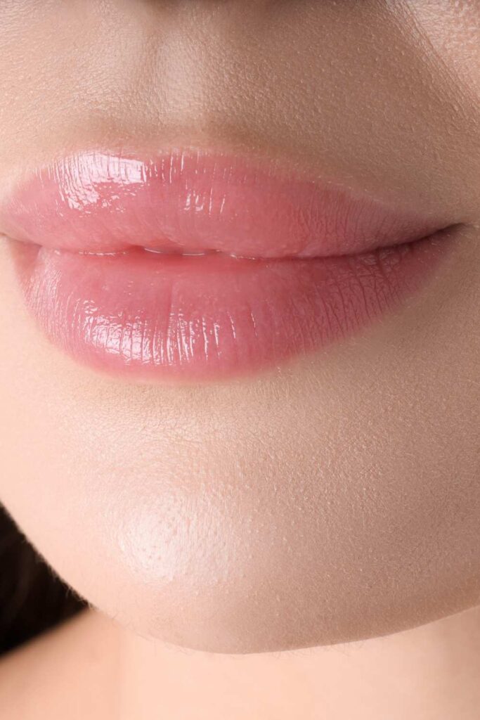 A lady with soft lips
